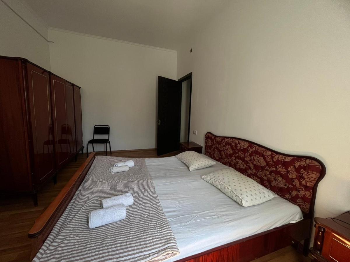 Guest House Oasis - Tvishi Экстерьер фото